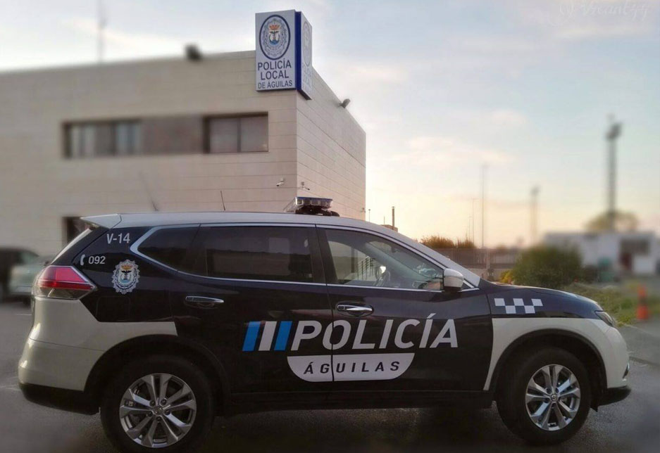 POLICIA LOCAL VEHICULO.jpg